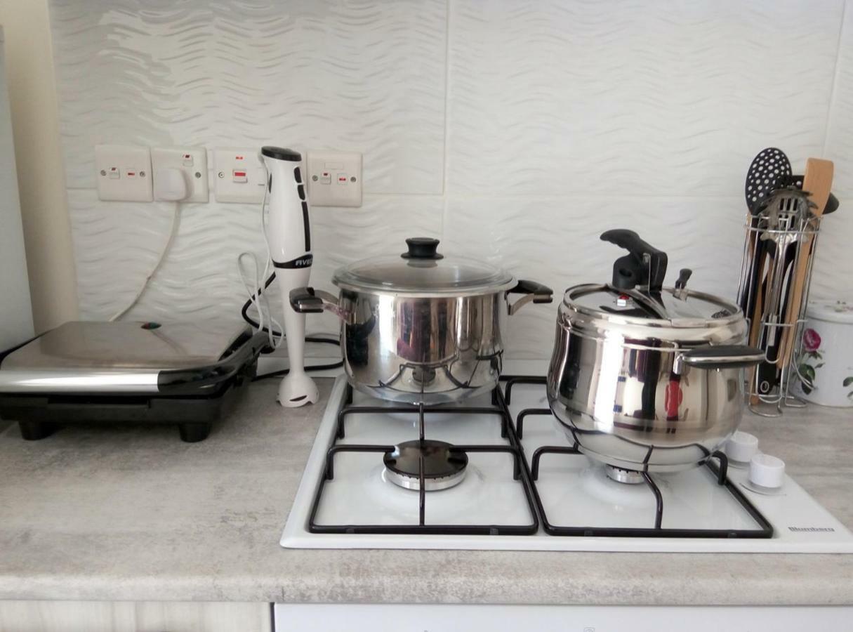 Long Beach Holiday Apartments Trikomo Экстерьер фото