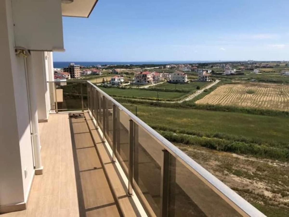 Long Beach Holiday Apartments Trikomo Экстерьер фото